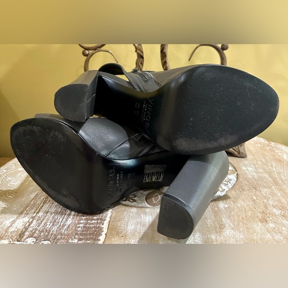 EUC Vince “Bringham” Heeled Sandal Booties in Grey. Near New Condition. Size 8 - Picture 8 of 9